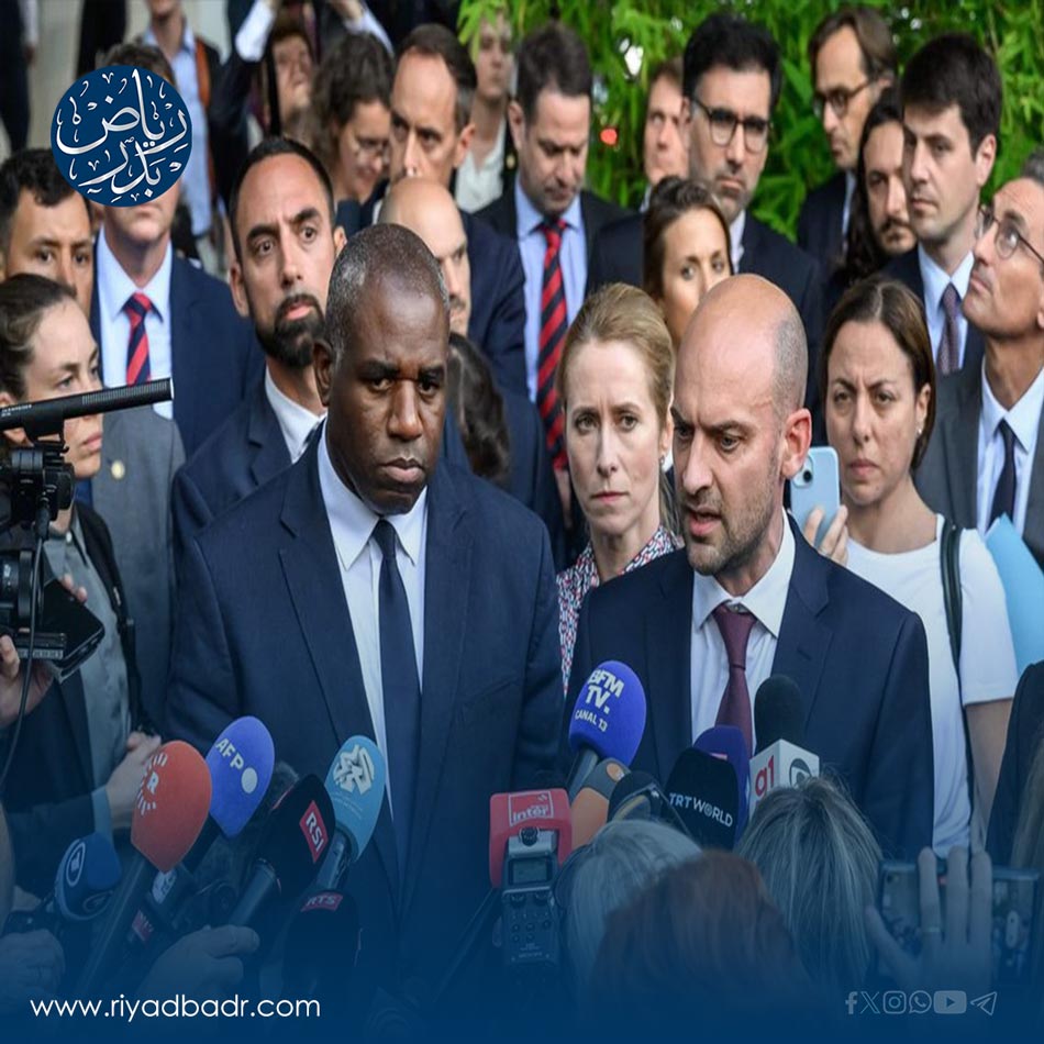 ويزر خارجية فرنسا في مؤتمر صحفي